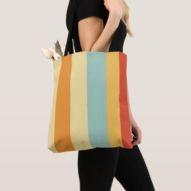 Retro striped color pattern tote bag (Close Up)