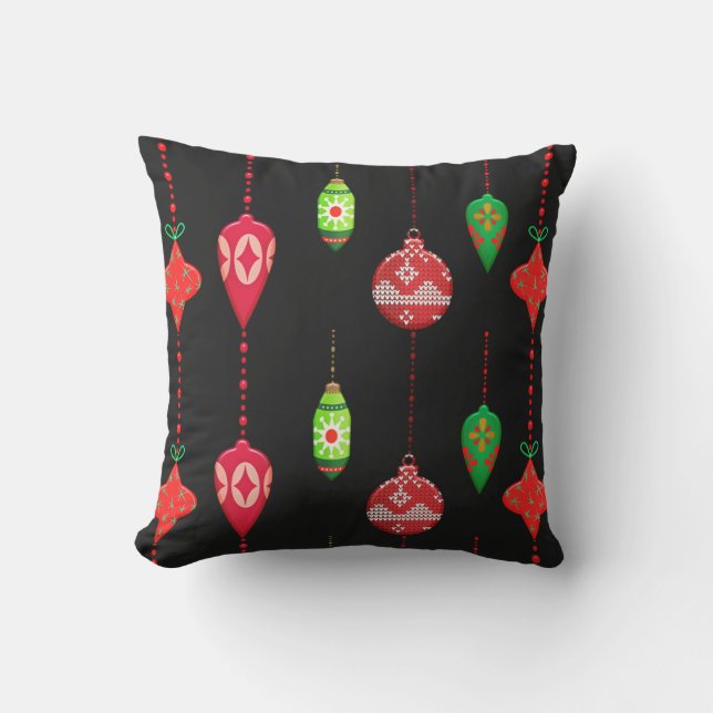 Retro Style Red Green Ornaments Christmas Outdoor Pillow (Front)