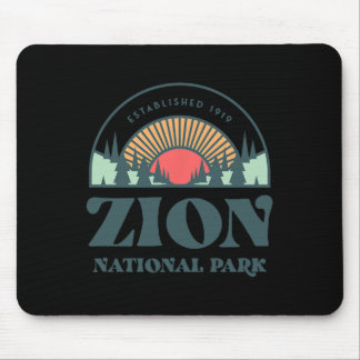 Retro Style Utah Zion National Park Mouse Pad