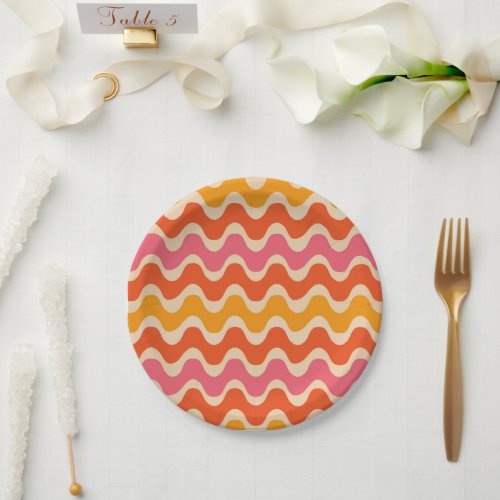 Retro Style Waves Pattern in pink orange and red Paper Plates