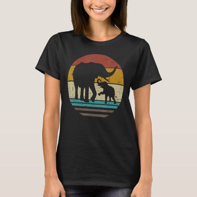Retro Sunset Cute Elephants Mom Baby Zoologist Bir T-Shirt (Front)