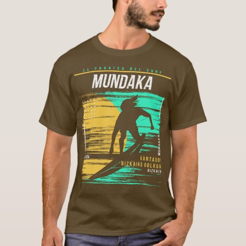 Retro Surfing Mundaka Spain Vintage Surfer Beach S T_Shirt