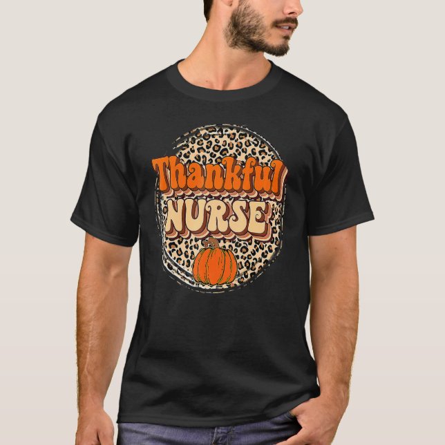 Retro Thankful Nurse Cheetah Fall Thanksgiving Nur T-Shirt (Front)