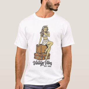 Retro Travel Beauty – Flamingo Pin-Up Style T-Shirt