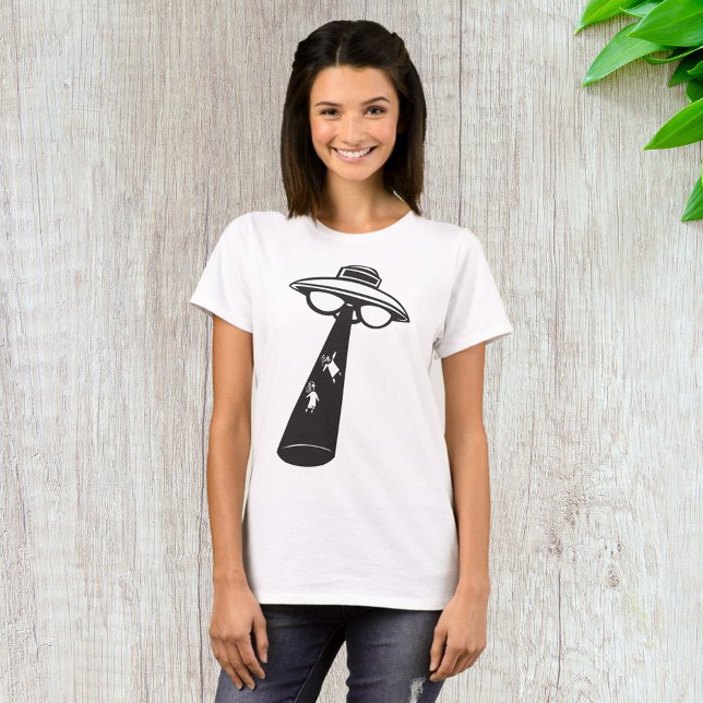 Retro UFO Abduction Graphic Alien Sci-Fi  T-Shirt (Creator Uploaded)