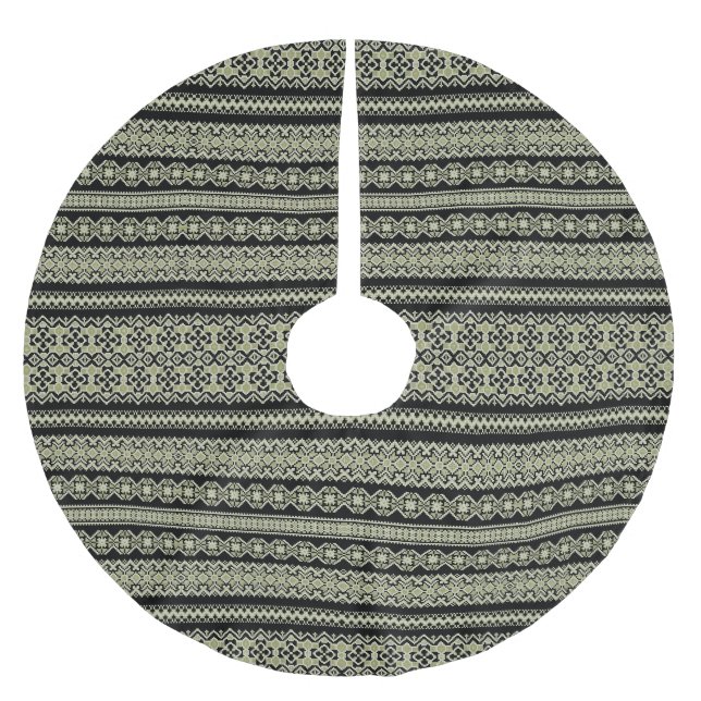 Retro ukrainian pattern brushed polyester tree skirt (Front)