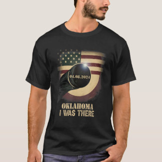 Retro US Flag Total Solar Eclipse 2024 Oklahoma T-Shirt