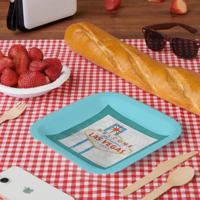 Retro Vegas Sign Grunge Style Paper Plates (Picnic)