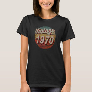 Retro Vintage 1970 Men Women Birthday Born In 197 T-Shirt