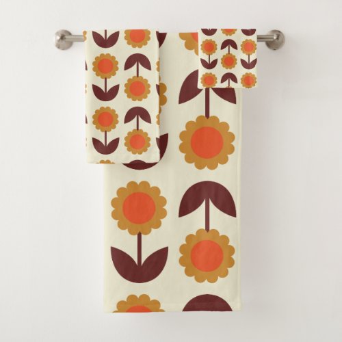 Retro Vintage 70s Floral Pattern Orange and Brown Bath Towel Set