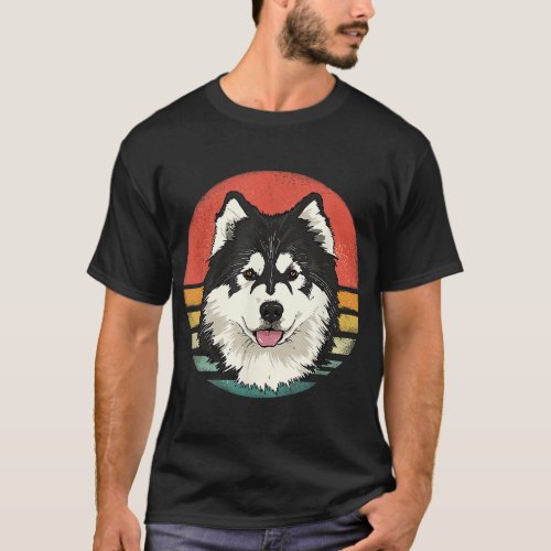 Retro Vintage Alaskan Malamute Dog Breed Lover T_Shirt