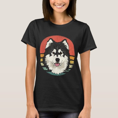 Retro Vintage Alaskan Malamute Dog Breed Lover T_Shirt