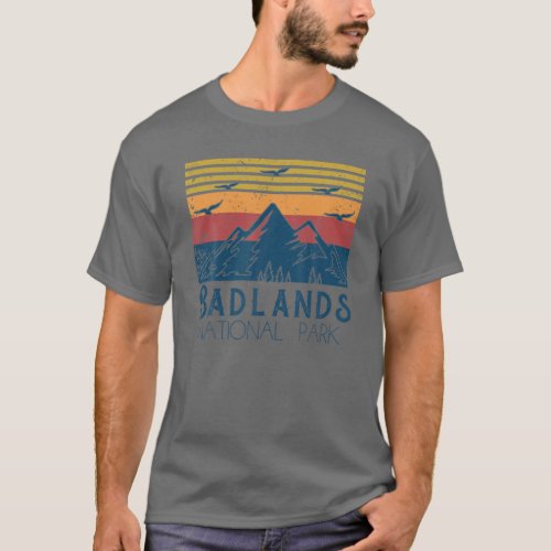 Retro Vintage Badlands National Park South Dakota T_Shirt