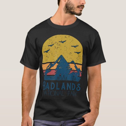 Retro Vintage Badlands National Park South Dakota  T_Shirt