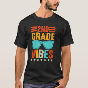 Retro Vintage Glasses 2nd Grade Vibes Back To Scho T-Shirt