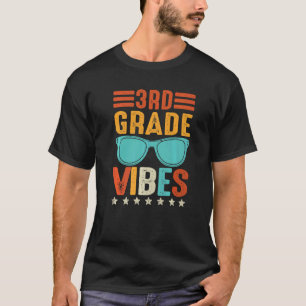 Retro Vintage Glasses 3rd Grade Vibes Back To Scho T-Shirt