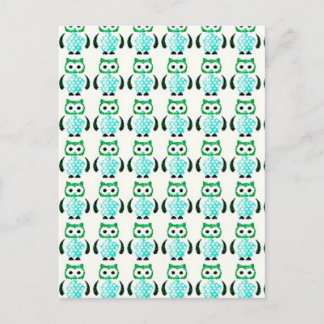Retro Vintage Green Owls Pattern Postcard