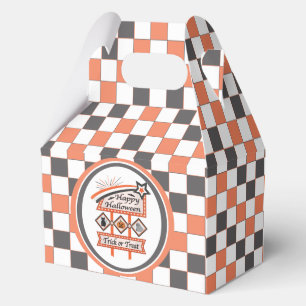 Retro Vintage Halloween Sign –Trick or Treat Plaid Favor Boxes