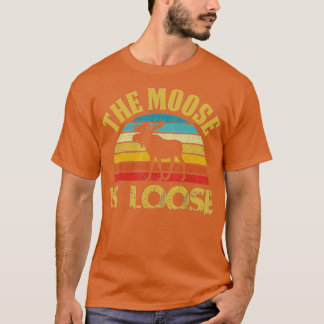 Retro Vintage Moose Is Loose Funny Moose Lover Gif T-Shirt