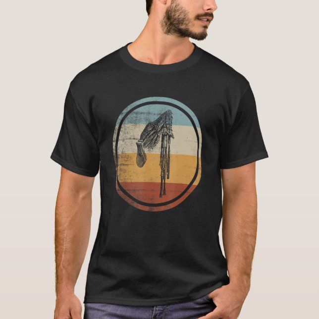 Retro Vintage Musicians Highland Bagpiper Bagpipes T-Shirt (Front)