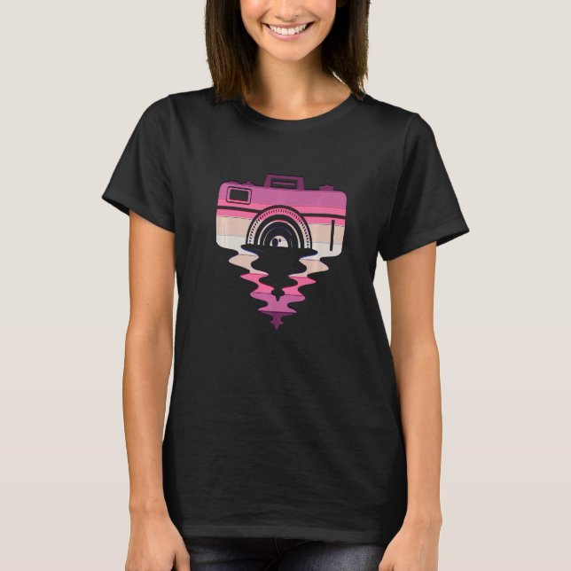 Retro Vintage Photography Camera  Photographer T-Shirt (Front)