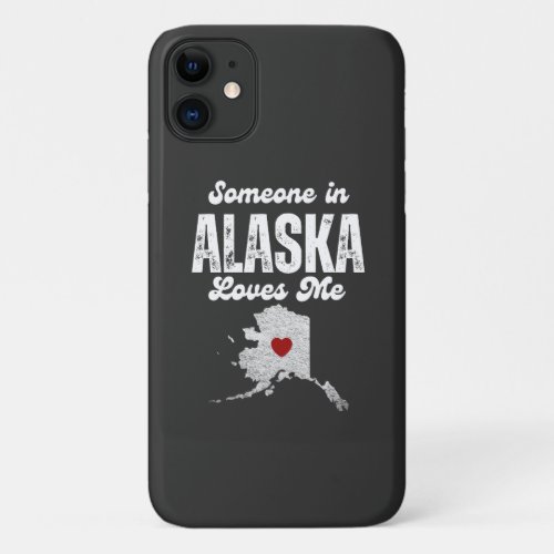 Retro vintage Someone In Alaska Loves Me 70s AK iPhone 11 Case