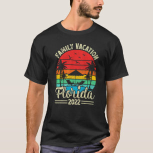 Retro Vintage Style Family Vacation 2022 Florida B T-Shirt