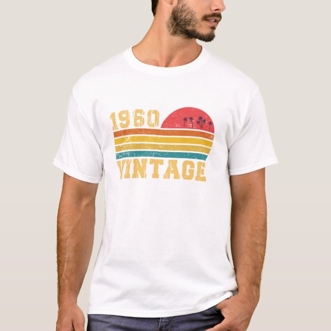 Retro Vintage Sunset 1960 Birthday    T-Shirt (Front)