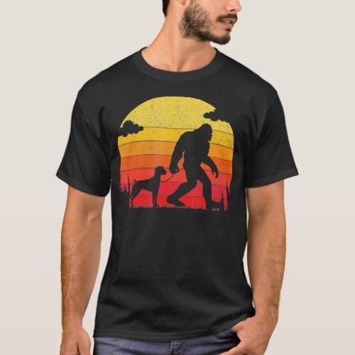 Retro Walking German Shorthaired Pointer Dog  T_Shirt