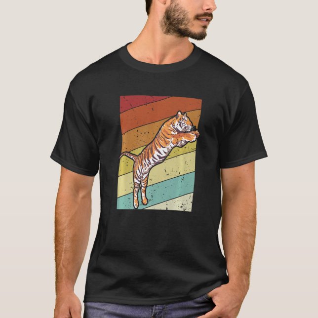 Retro wild cat predator cat king tiger Siberian ti T-Shirt (Front)