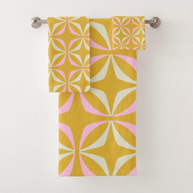 Retro Yellow and Pink Mid Century Modern Pattern Bath Towel Set (Insitu)