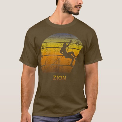 Retro Zion National Park Utah Rock Climbing Fan Bo T_Shirt