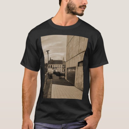 Reykjavik Icealnd Sepia Photograph Hallgrmskirkja T_Shirt