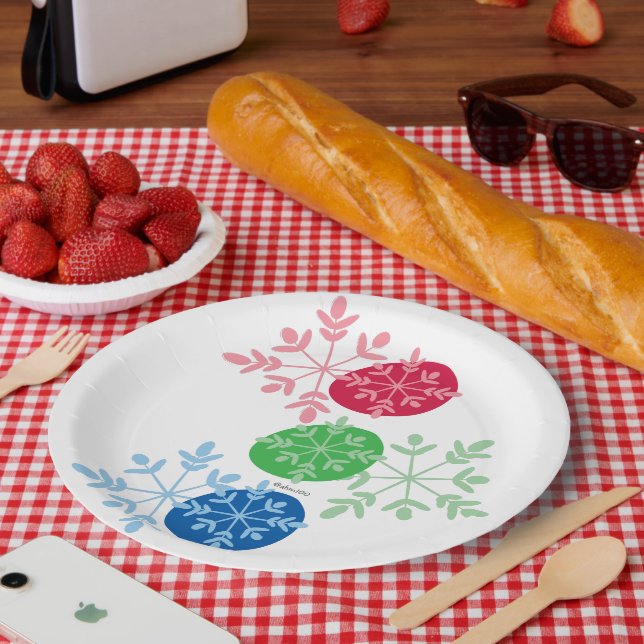 RGB Snowflakes Paper Plates (Picnic)