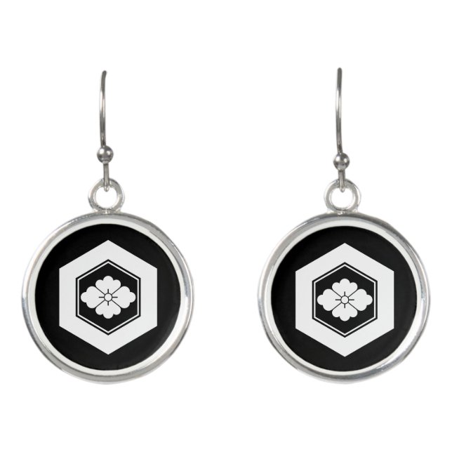Rhombic flower in tortoiseshell earrings (Front)