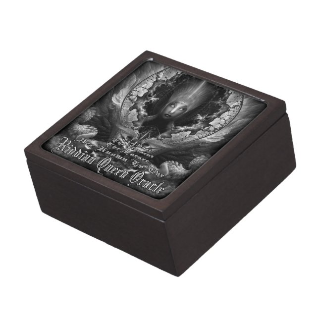 Riddian Queen Oracle GS Keepsake Box (Side)