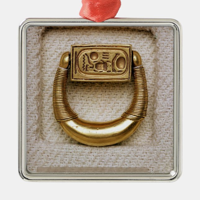 Ring with the seal of General Horemheb Metal Ornament (Front)