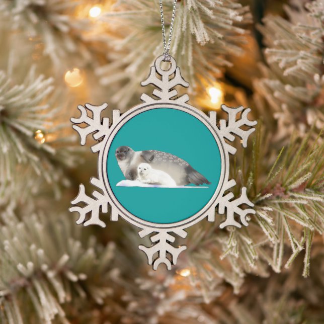 Ringed Seal Snowflake Pewter Christmas Ornament (Tree)