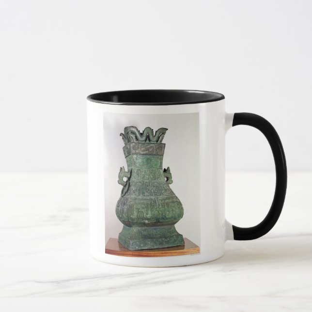 Ritual 'Hu' vase, Chou Dynast Mug (Right)