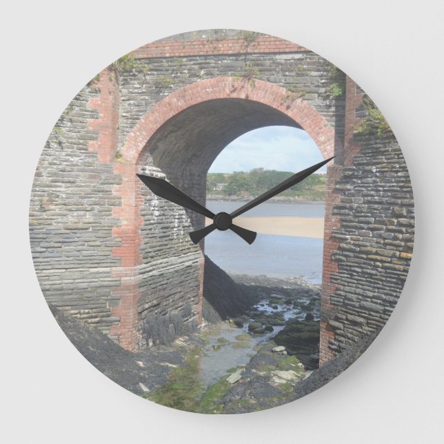 river bridge large clock (Front)