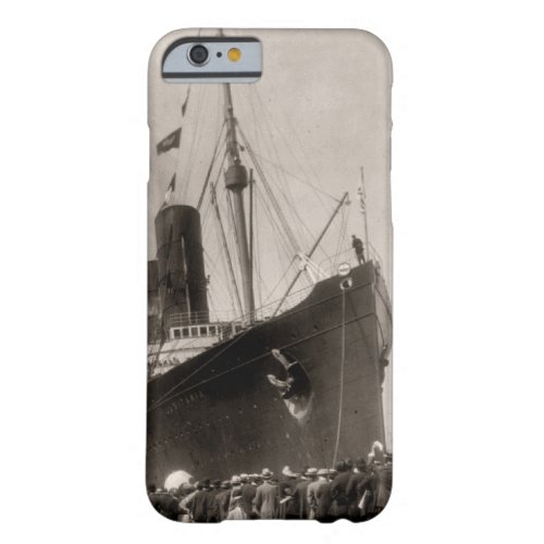 RMS Lusitania arrives New York City 1907 Barely There iPhone 6 Case