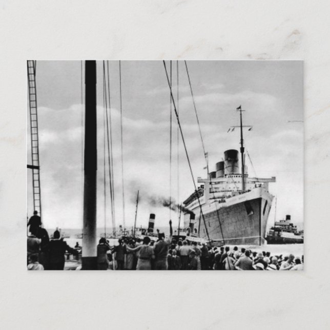 RMS Queen Mary Collection Postcard (Front)