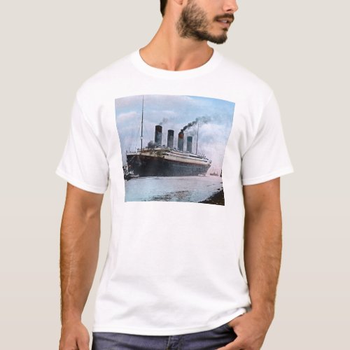 RMS Titanic Belfast Ireland Vintage T_Shirt
