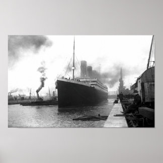 RMS Titanic In Southampton - 1912 Poster