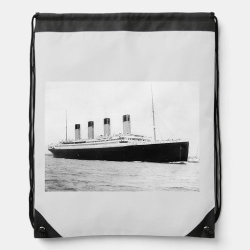 RMS Titanic Passenger Liner    Drawstring Bag