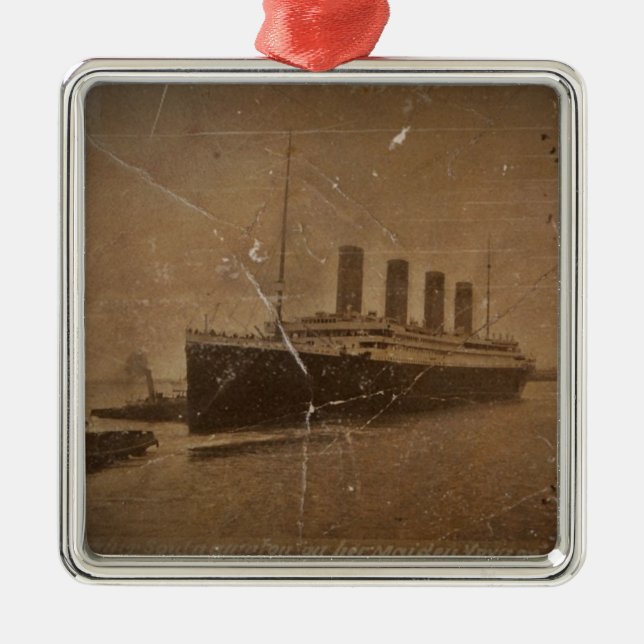 RMS Titanic Southampton Metal Ornament (Front)