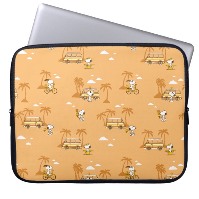 Road Trippin | Peanuts Snoopy Beach Pattern Laptop Sleeve (Front)