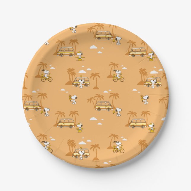 Road Trippin | Peanuts Snoopy Beach Pattern Paper Plates (Front)
