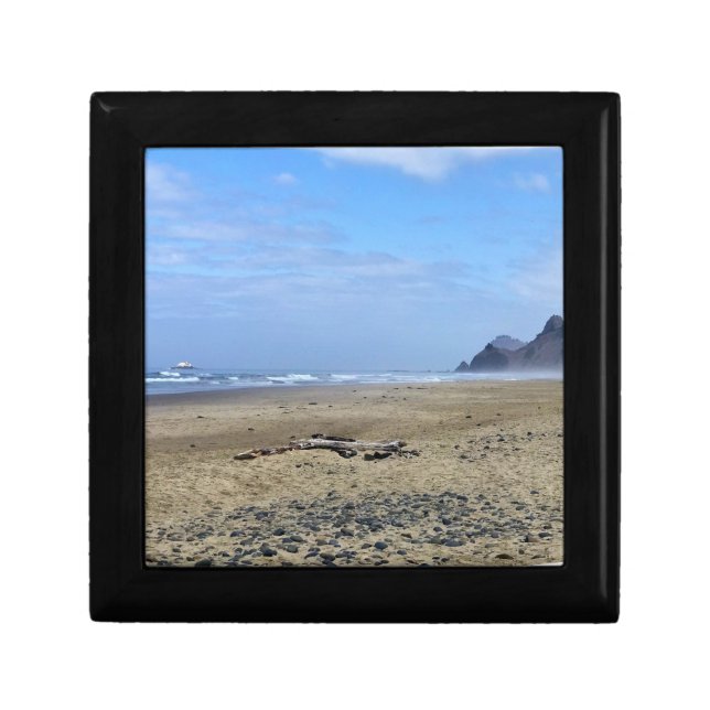 Roads End, Lincoln City, Oregon Gift Box (Front)