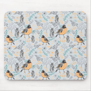 Robin Bird Mama and Baby Summer Brood With Flowers Mouse Pad